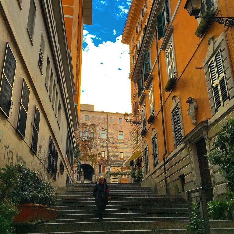 Romenjoy Colosseo Rum bild